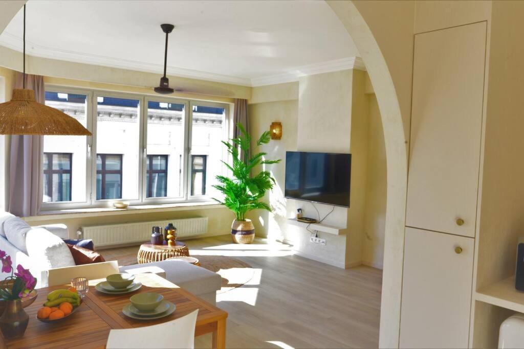 Downtown 2 Bdr Apartment ***** 3 Antwerpen Exteriör bild